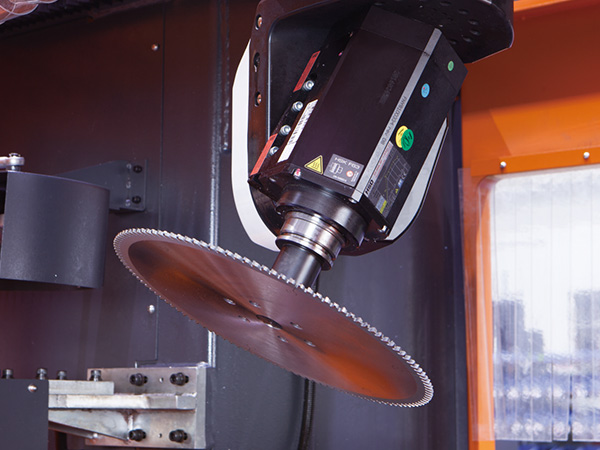 德力數控為你介紹五軸加工中心的種類