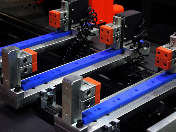 德力數控型材加工中心常見認識誤區有哪些？