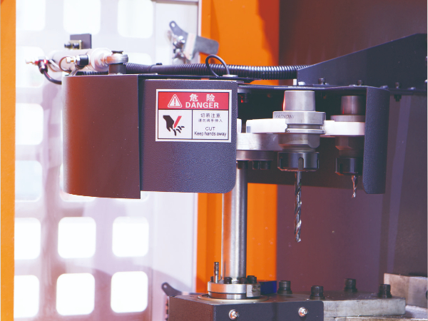 MF系列五軸型材加工中心 MF系列五軸型材加工中心